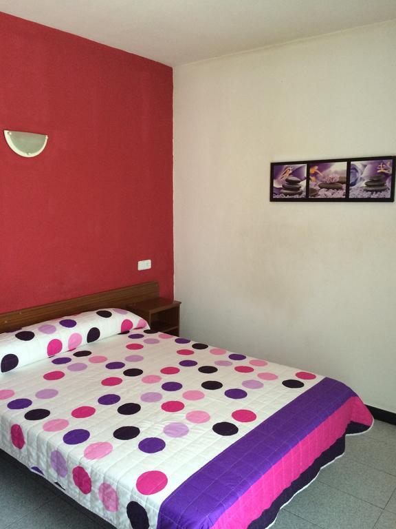 Hostal Bonavista Blanes Rum bild
